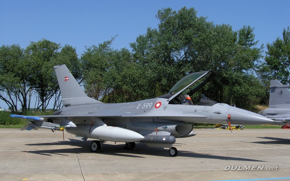 F-16AM E-599 730Esk